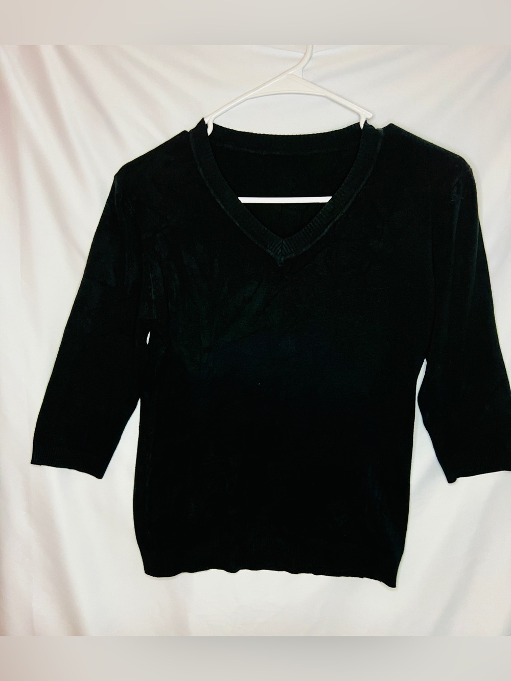 Womens Black V-Neck Knit Sweater Top 3/4 Sleeve Lightweight Pullover